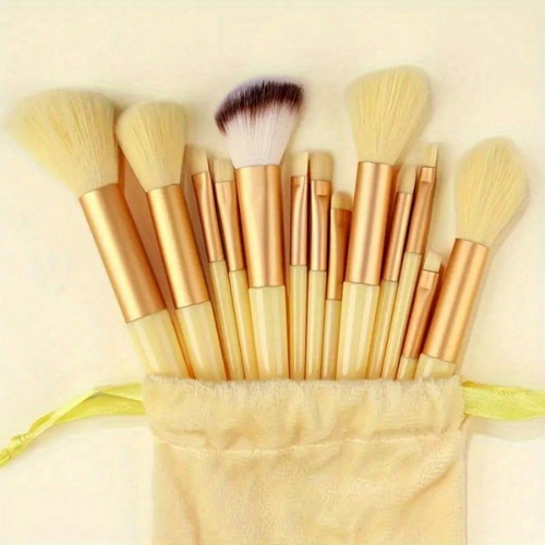 Soft and Fluffy Makeup Brush Set