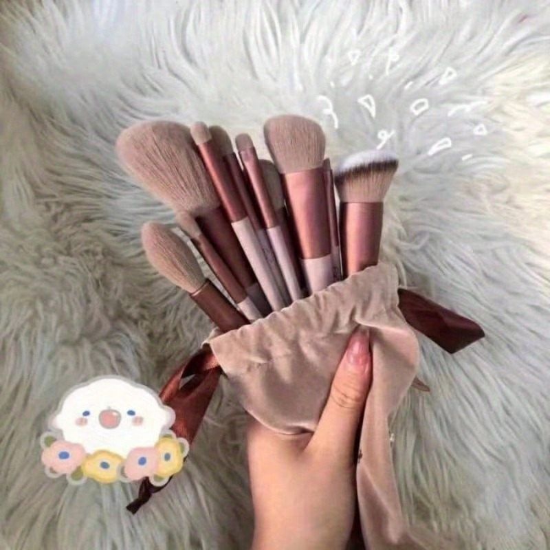 Soft and Fluffy Makeup Brush Set